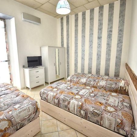 Casa Serena نابولي المظهر الخارجي الصورة