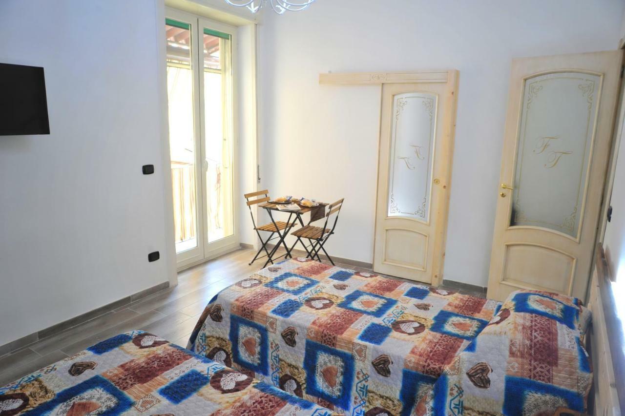 Casa Serena نابولي المظهر الخارجي الصورة